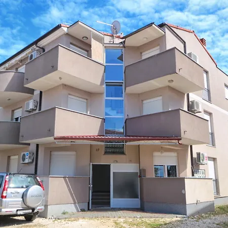Apartment Livadice - App Mara - Mpolo *